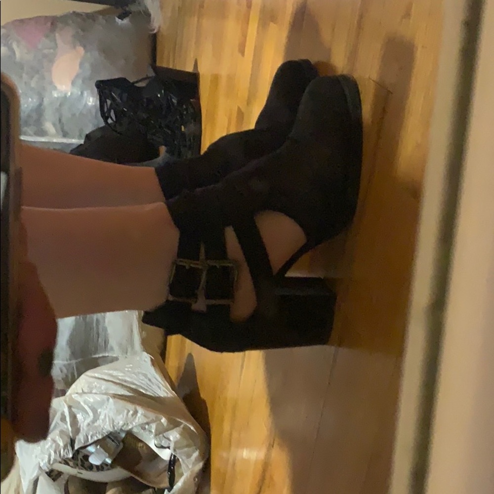 Soda booties - Picture 2 of 2